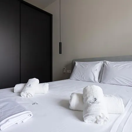 Metropolitan Minimal Loft * Thessaloniki