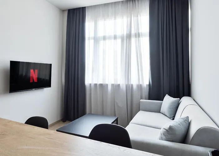 Metropolitan Minimal Loft Apartment